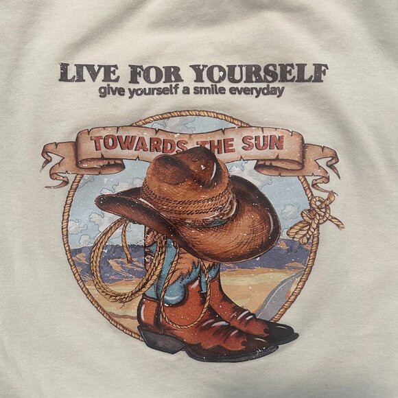 SHEIN Womans Cropped Country vibe t-shirt, Boot with hat graphic design SIZE M - Picture 3 of 4